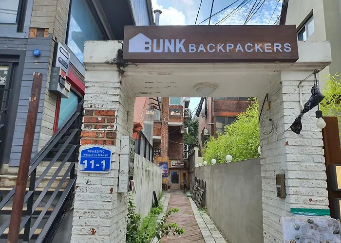 Guest house Bunk Backpackers 5*