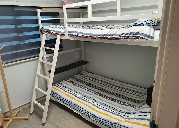 Bunk Backpackers 5*