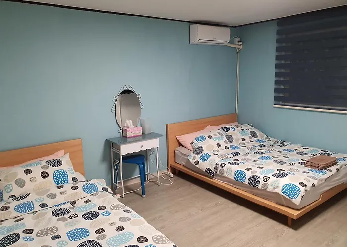 Bunk Backpackers Guest house Seoul
