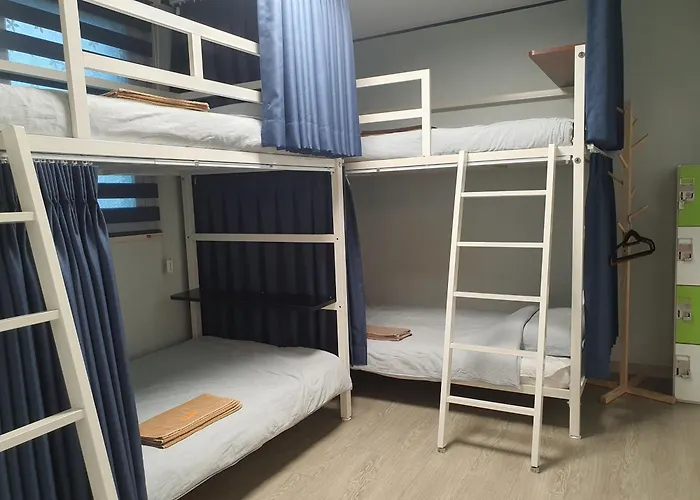 Bunk Backpackers 5* Seoul