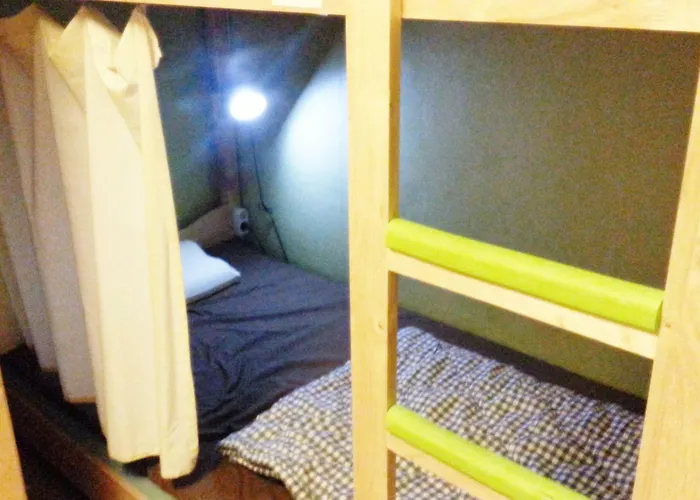 Bunk Backpackers 5* Seoul